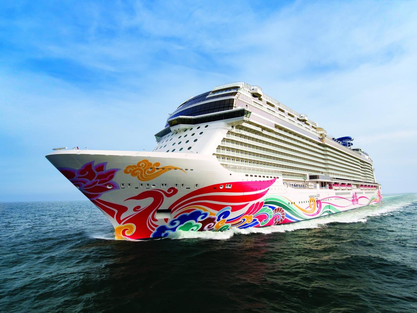 4-day Cruise to Bermuda from New York, New York on Norwegian Joy